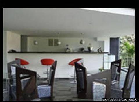 Ayenda 1236 Platinum Plaza Hotel Medellin Bagian luar foto
