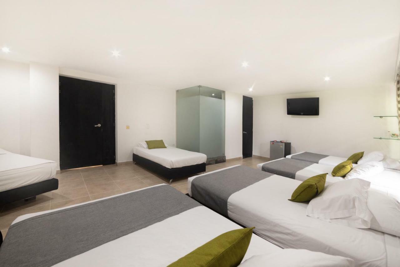 Ayenda 1236 Platinum Plaza Hotel Medellin Bagian luar foto