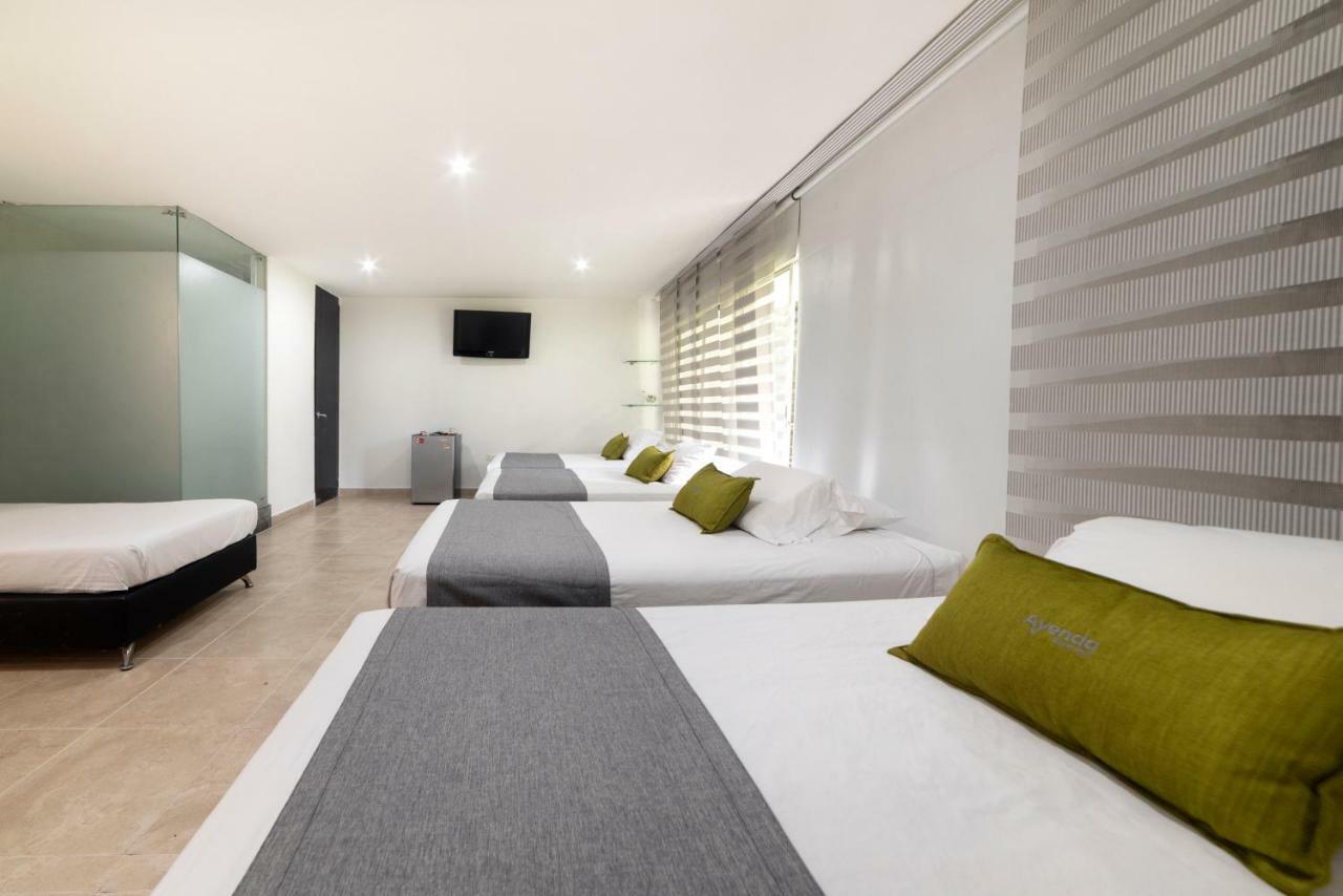 Ayenda 1236 Platinum Plaza Hotel Medellin Bagian luar foto