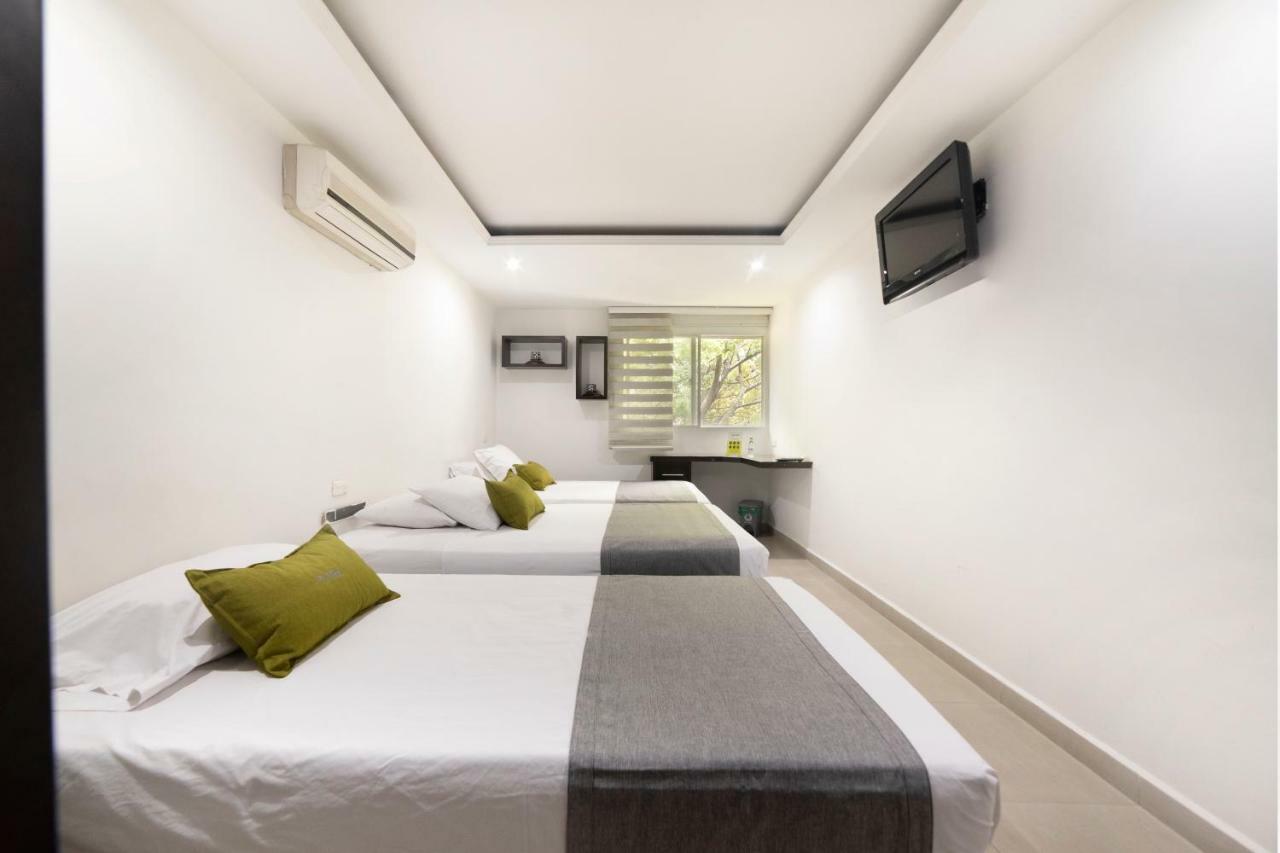 Ayenda 1236 Platinum Plaza Hotel Medellin Bagian luar foto